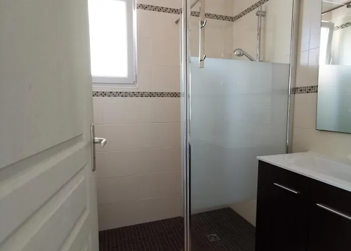 Avec Jardin Entre Porto-vecchio Et Figari - Casa Mattiste