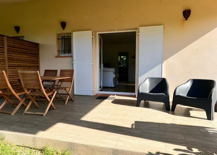 Avec Jardin Entre Porto-vecchio Et Figari - Casa Mattiste